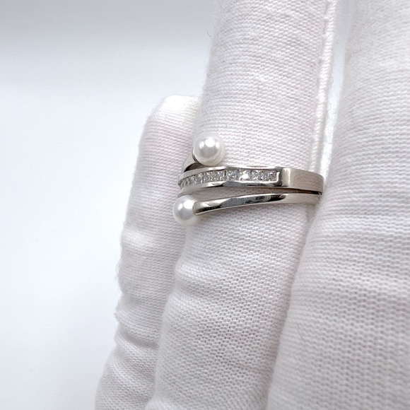 .925 Sterling Silver Cz & Simulated Pearl Ring - Picture 16 of 16